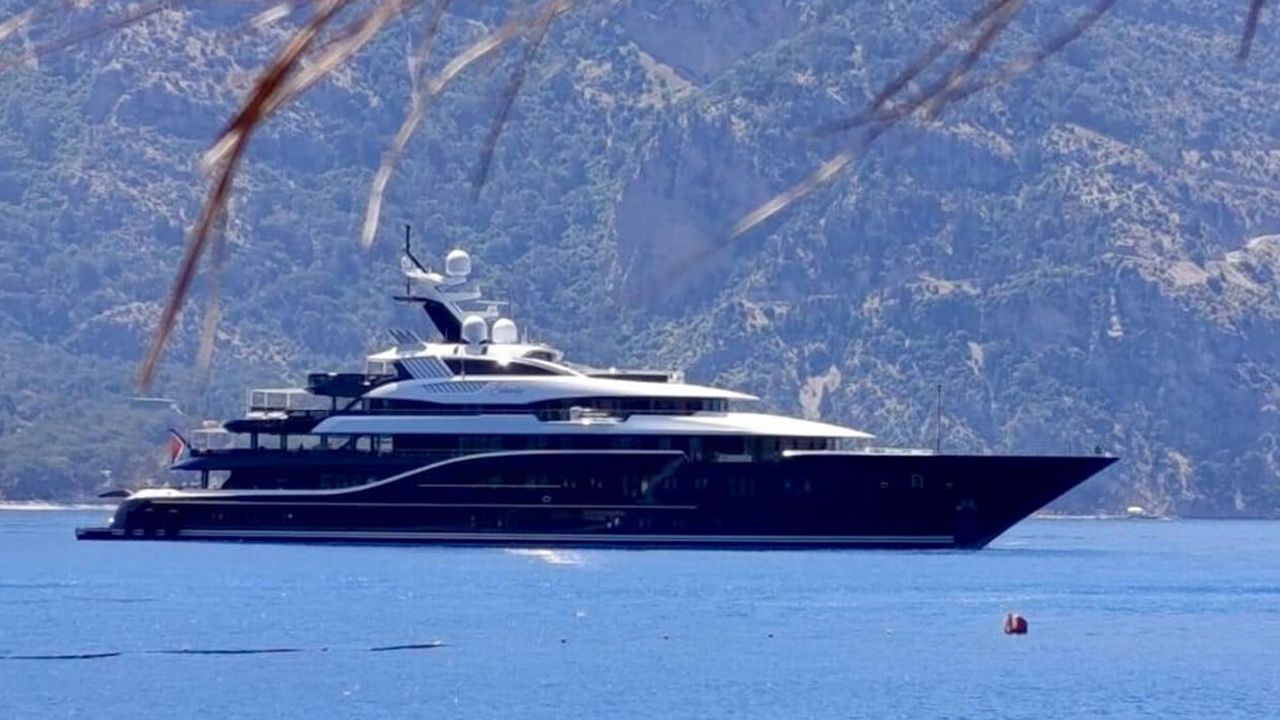 Suudi Prens’in 'yüzen sarayı' Bodrum koylarında