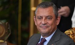 CHP LİDERİ ÖZGÜR ÖZEL'İN AYAĞI KIRILDI