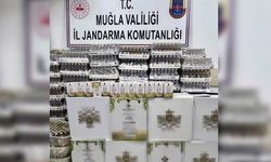 MÜŞTERİLERE SATACAKLARDI! ÖLÜDENİZ'DE BİNLERCE ŞİŞE KAÇAK İÇKİ YAKALANDI