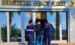 4 ayrı suçtan aranan firari hükümlü Seydikemer'de yakalandı