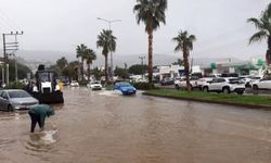 Bodrum’da sağanak günlük yaşamı olumsuz etkiledi