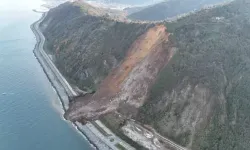 Artvin'deki heyelanın altından dram çıktı: 4 gencin cansız bedeni bulundu!