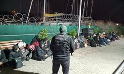 İzmir Açıklarında 28 Düzensiz Göçmen Yakalandı