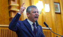 Özgür Özel'in ekibinden 28 CHP Parti Meclisi üyesi istifa etti
