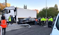 İzmir'de freni boşalan TIR faciası: Biri polis üç ölü, dört yaralı