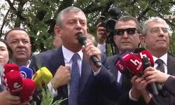 Özel Meclis kapısında halka konuştu: 'Darbeyi püskürttünüz'