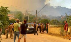 Göcek'teki yangın rüzgarla yayıldı: İnlice mahallesine tahliye