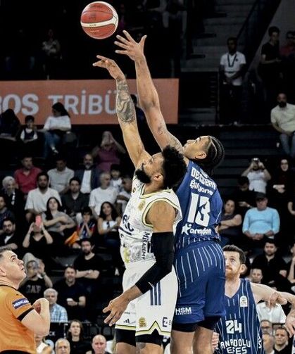 Basketbol Süper Ligi'nde finale çıkan ilk takım Fenerbahçe Beko!