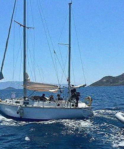 Bodrum'da 35 sığınmacı kurtarıldı, iki insan kaçakçısı yakalandı