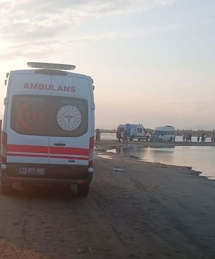 Mersin'de denize giren aile açığa sürüklendi: Dört ölü