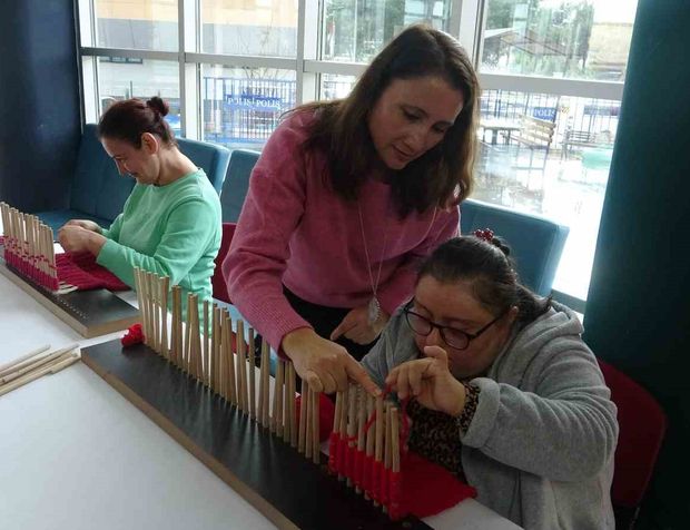 MENTEŞE'DE ÖZEL SERGİ: 1 YILLIK EMEK ORTAYA ÇIKTI
