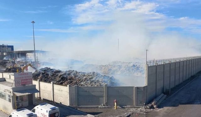 Aydın'daki kağıt fabrikası yangını 46 saat sonra kontrol altına alındı