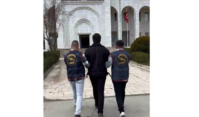 Aydın ve Denizli'de aranıyordu! 5 suçtan aranan şahıs Milas'ta yakalandı