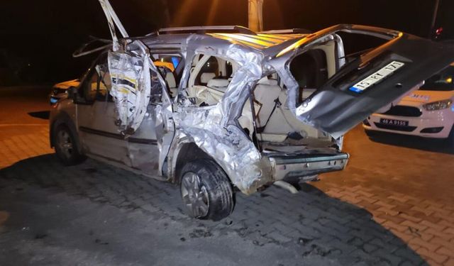 Seydikemer'de trafik kazası: 2 kişi yaralandı