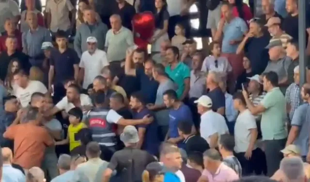 Seydikemer yağlı güreşlerinde kavga çıktı!