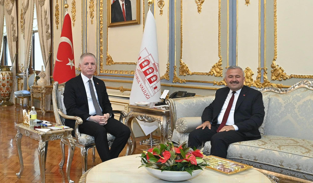 KAVAKLIDERE BELEDİYE BAŞKANI DEMİR’DEN, VALİ GÜL’E ZİYARET