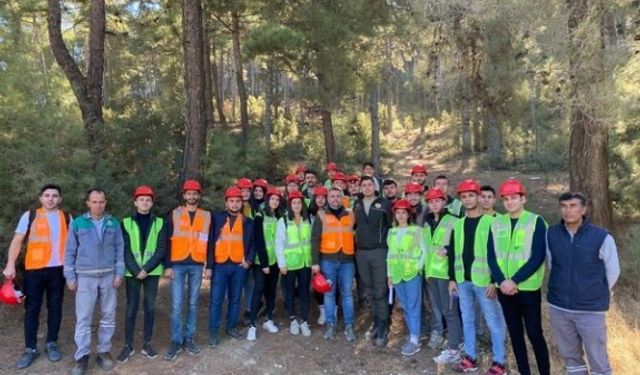 Kavaklıdere’deki Ormancılık Bölümü Öğrencilerine  Uygulamalı Eğitim!