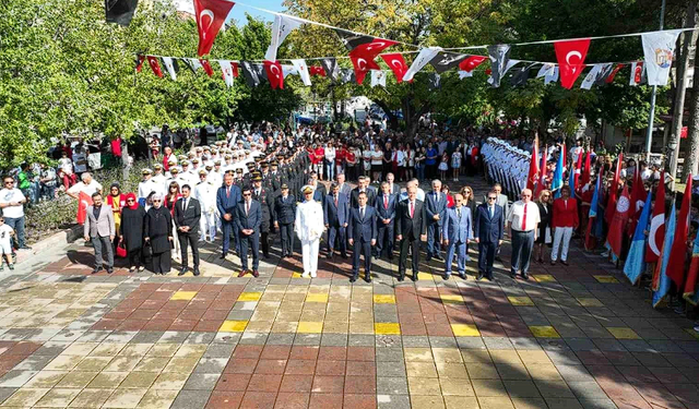 MUĞLA ORTACA'DA CUMHURİYET BAYRAMI KUTLAMALARI