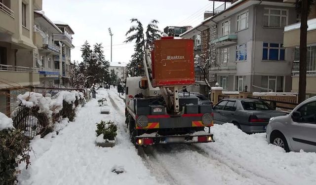 Isparta 25 Aralık okullar tatil mi? Çarşamba Isparta'da okullara kar tatili var mı?