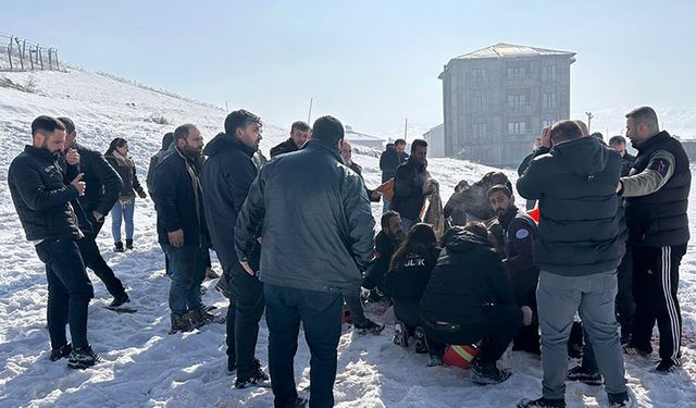 Sahipsiz köpeklerin saldırısına uğrayan çocuk hayatını kaybetti