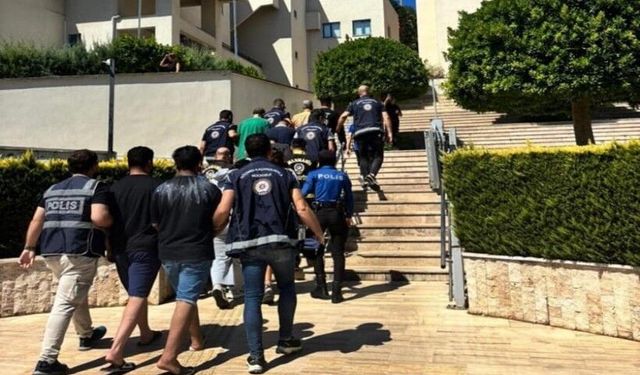 Muğla dahil 24 ilde insan kaçakçılığına darbe: 132 gözaltı