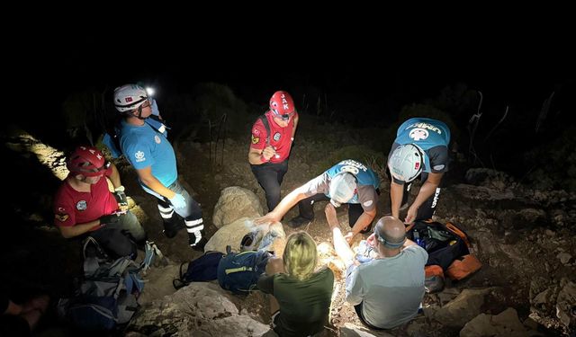 Seydikemer Likya Yolu’nda mahsur kalan 3 kişi kurtarıldı!