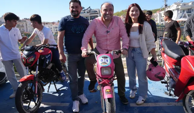 Otomobil tutkunları Seydikemer’de buluşuyor!