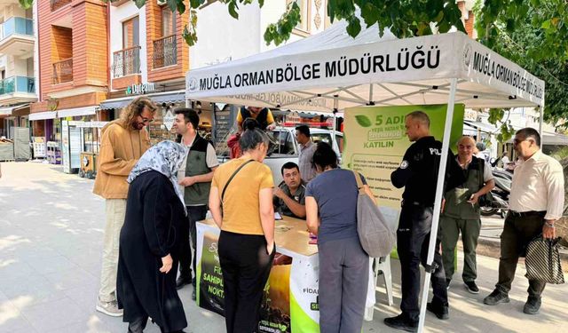 Datça’da “Yeşil Vatan” seferberliği: Ücretsiz fidan dağıtıldı