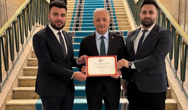 Muğla Genç Kızılay’dan TBMM’ye ziyaret!