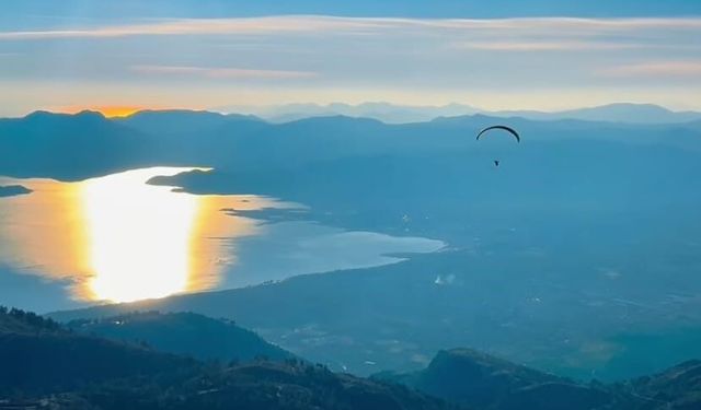 Köyceğiz’de turizme yeni soluk: Yamaç paraşütü dönemi başladı!