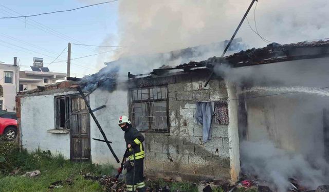 Fethiye’de müstakil ev yandı: 1 yaralı
