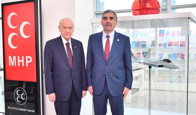 MHP’den KIZILELMA’nın tarihi başarısına destek!