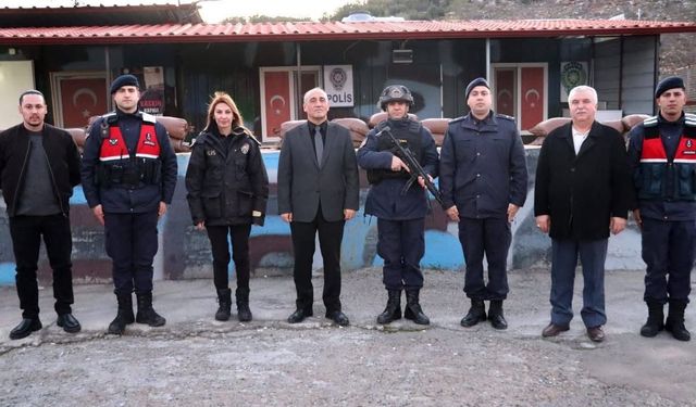 Kaymakam İlhan yeni yılda kolluk kuvvetleriyle bir araya geldi