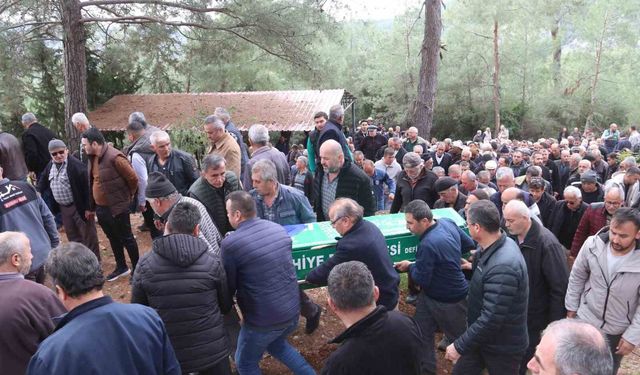 Babaanne ile 3 Yaşındaki Torunu Son Yolculuğuna Uğurlandı