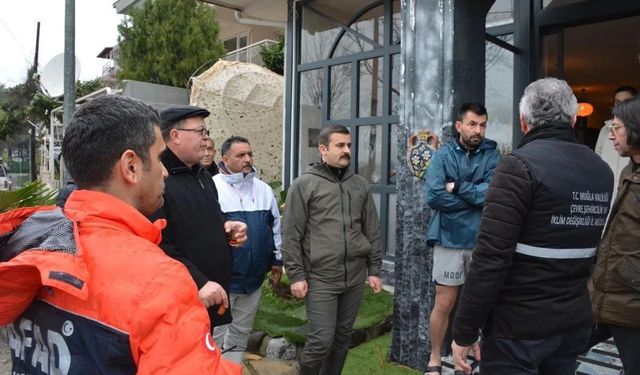 Köyceğiz Kaymakamı Çizmesini Giydi, Sahaya İndi