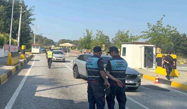 Bayramda Muğla trafiği: Marmaris’e bir günde beş bin araç girdi