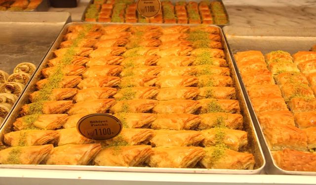 Menteşe'de bayram tatlıları cep yakıyor