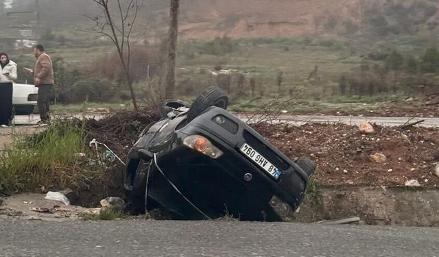 Menteşe’de otomobil kontrolden çıktı, takla attı