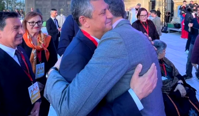 Aras ve Özel, İspanya Başbakanı Sánchez ile görüştü