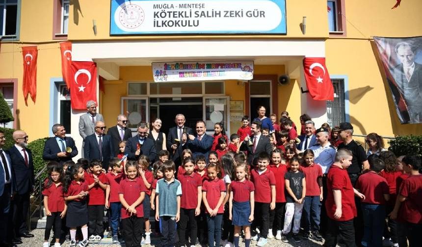 MUĞLA'DA EĞİTİM-ÖĞRETİM YILI VALİ İDRİS AKBIYIK'IN DERS ZİLİYLE BAŞLADI