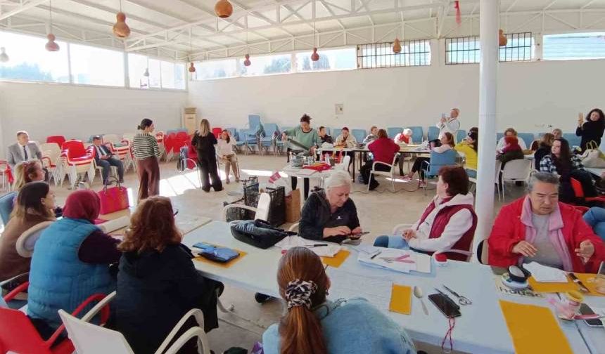 Bodrum’da kadınlara yönelik bal mumu eğitimi