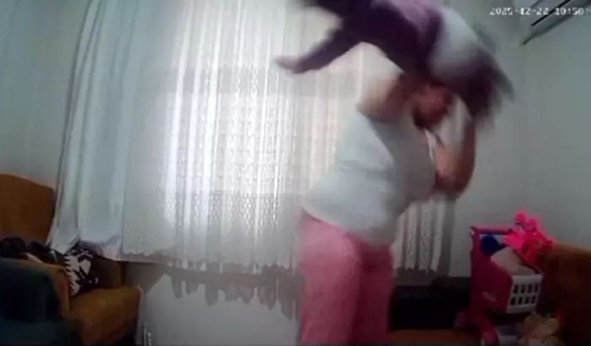 Böyle Vicdansızlık Görülmedi: Bir Yaşındaki Bebeğine Şiddet Uyguladı