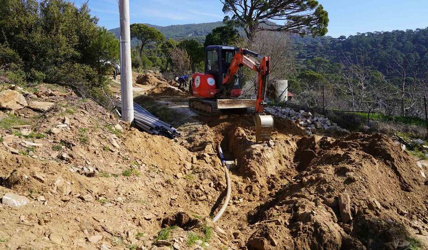Kavaklıdere Çamlıyurt Mahallesi’nde İçme Suyu Hattı Yenilendi