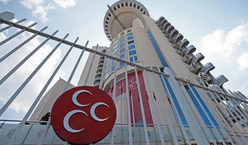 MHP Fethiye İlçe Başkanlığı'nda görev değişimi