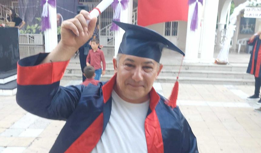 Marmaris’te 50 yaşındaki liseli diplomasını aldı