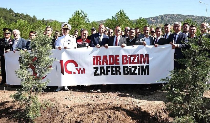 Menteşe'de 15 Temmuz şehitleri için fidan dikildi