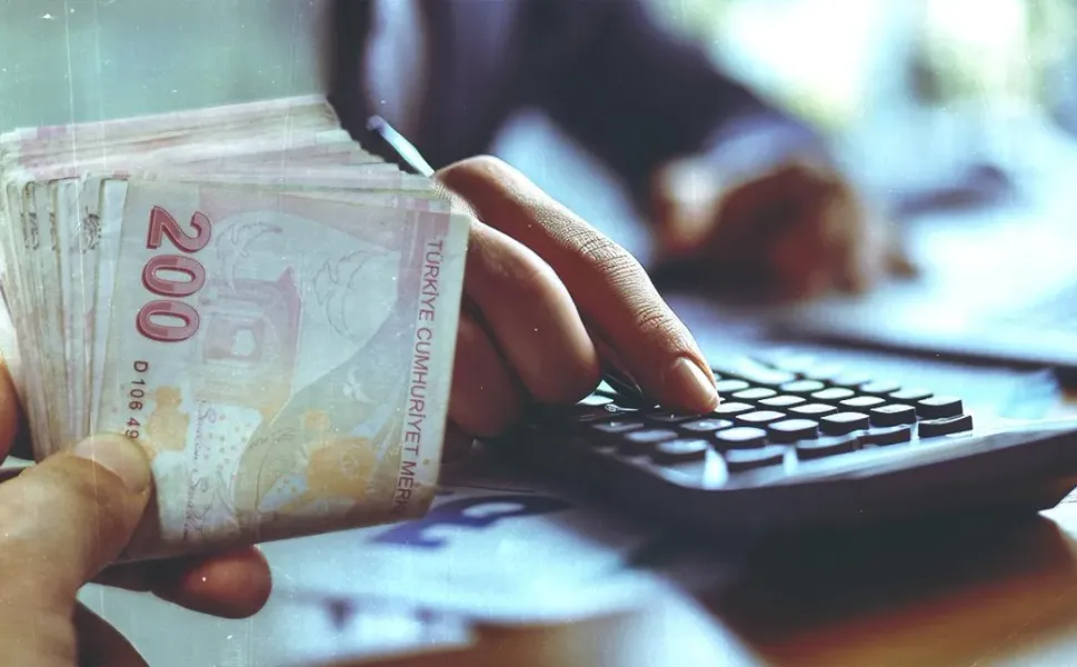 Memur ve emeklinin beş aylık enflasyon zammı netleşti