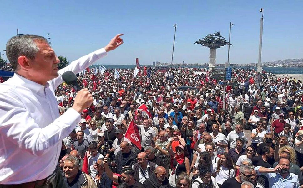 Özel'den Kılıçdaroğlu'na çağrı: 'İki milyon CHP üyesi genel başkanı seçsin'