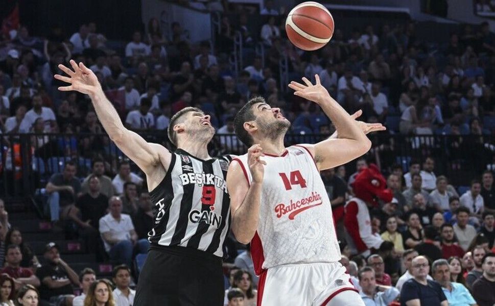 Beşiktaş Gain seriyi son maça taşıdı