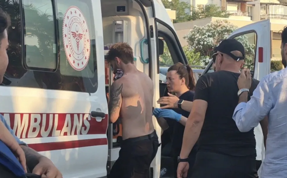 Bodrum'da kavga: Dizi seti çalışanı boğazından bıçaklandı